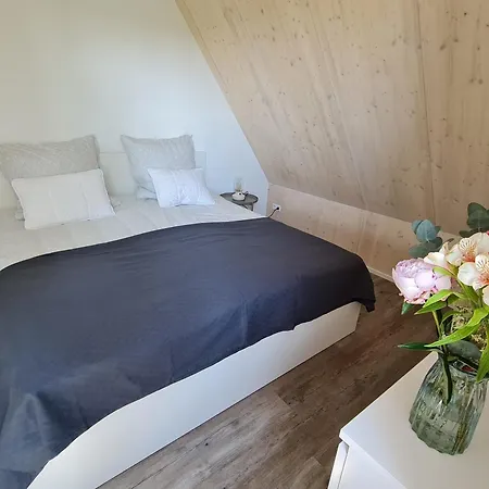 Lägenhet Einssein-bergfried 120 Qm Mit Terrasse Und Panoramablick *