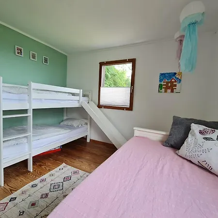 Lägenhet Einssein-bergfried 120 Qm Mit Terrasse Und Panoramablick