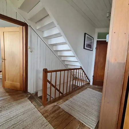 Lägenhet Einssein-bergfried 120 Qm Mit Terrasse Und Panoramablick