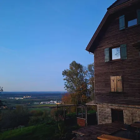 Lägenhet Einssein-bergfried 120 Qm Mit Terrasse Und Panoramablick Dettingen unter Teck