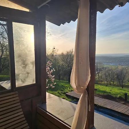 Einssein-bergfried 120 Qm Mit Terrasse Und Panoramablick